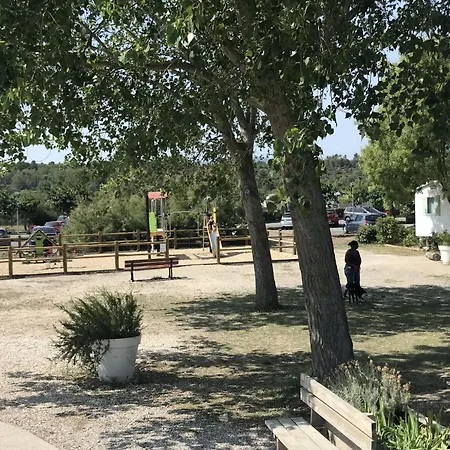 Mobilhome Sensation Vacances * سيجيان